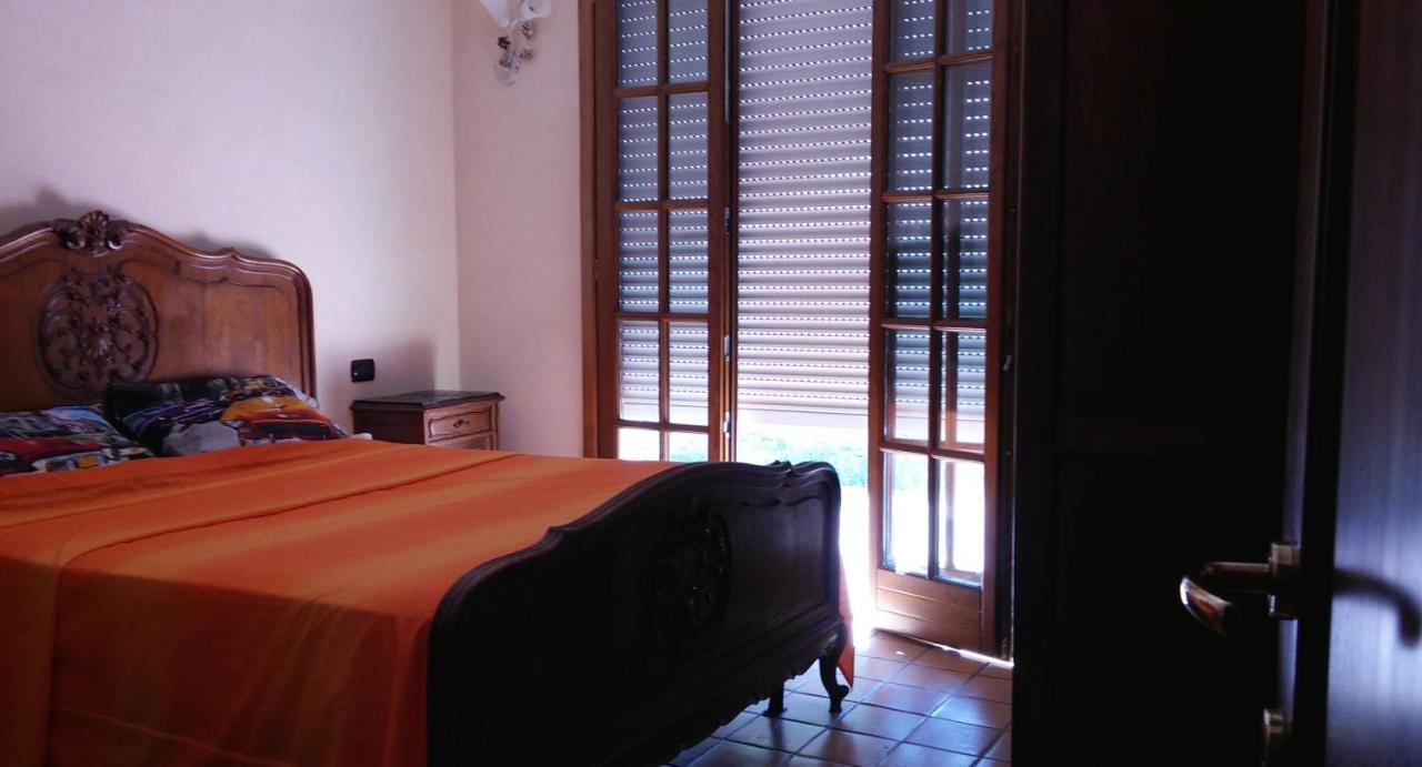 A Ca Do Battimuss Hotell Breccanecca Exteriör bild